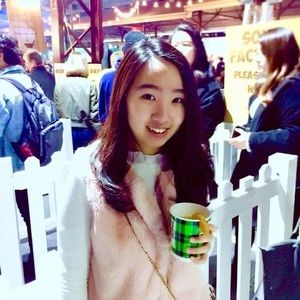 Meet your Posher, Sinta